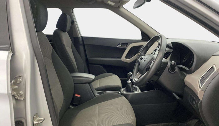 2017 Hyundai Creta SX PLUS 1.6 PETROL, Petrol, Manual, 96,190 km, Right Side Front Door Cabin