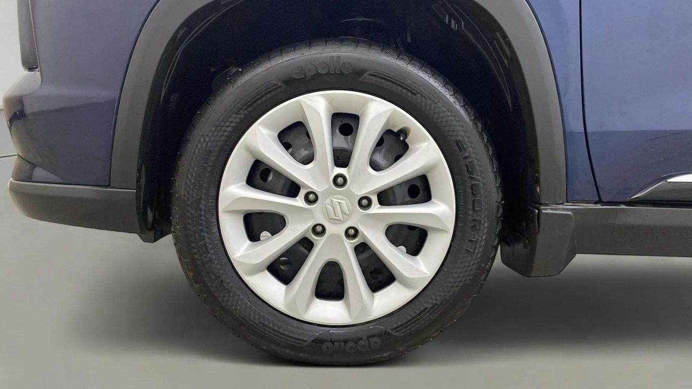 2024 Maruti Grand Vitara SIGMA SMART HYBRID, Petrol, Manual, 8,291 km, Left Front Wheel