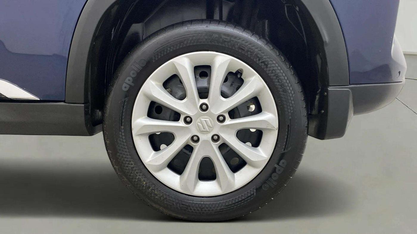 2024 Maruti Grand Vitara SIGMA SMART HYBRID, Petrol, Manual, 8,291 km, Left Rear Wheel