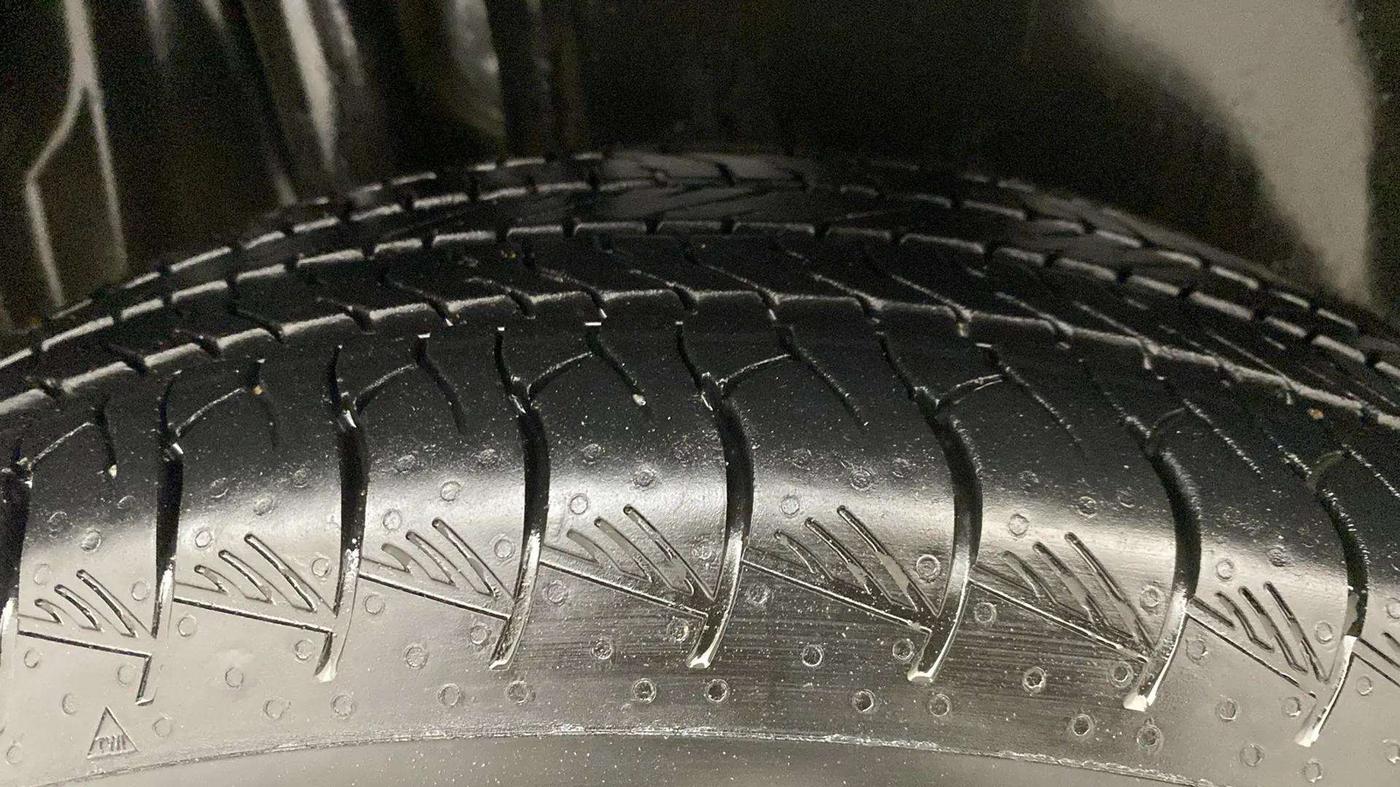 2024 Maruti Grand Vitara SIGMA SMART HYBRID, Petrol, Manual, 8,291 km, Right Rear Tyre Tread