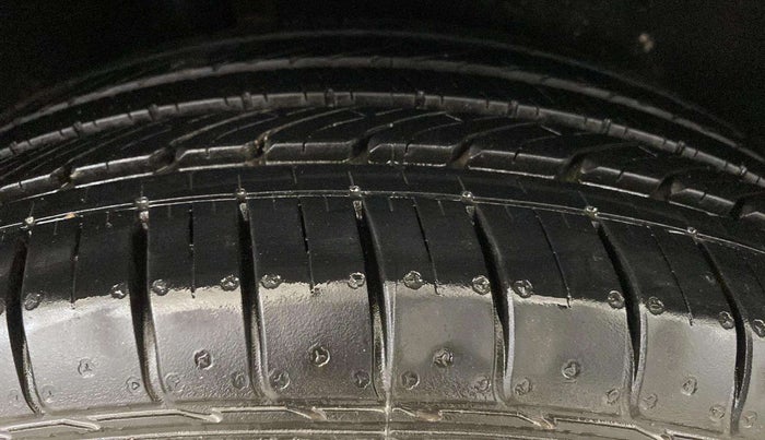 2016 Ford Ecosport TITANIUM 1.5L PETROL AT, Petrol, Automatic, 45,831 km, Right Rear Tyre Tread
