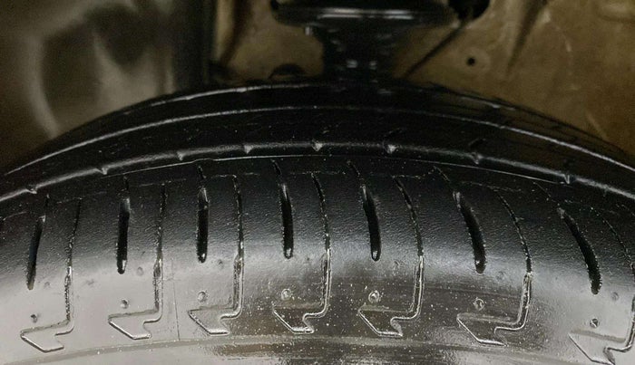 2022 Maruti IGNIS ZETA 1.2, Petrol, Manual, 15,396 km, Left Front Tyre Tread