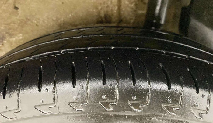 2022 Maruti IGNIS ZETA 1.2, Petrol, Manual, 15,396 km, Left Rear Tyre Tread
