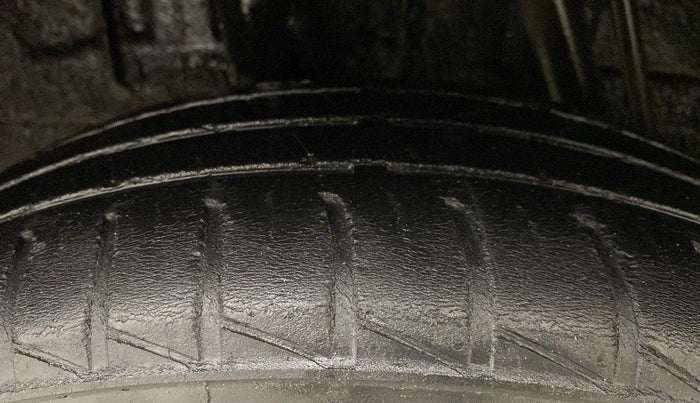 2019 Renault Kwid CLIMBER 1.0 (O), Petrol, Manual, 57,076 km, Right Rear Tyre Tread