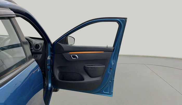 2019 Renault Kwid CLIMBER 1.0 (O), Petrol, Manual, 57,076 km, RHS Front Door