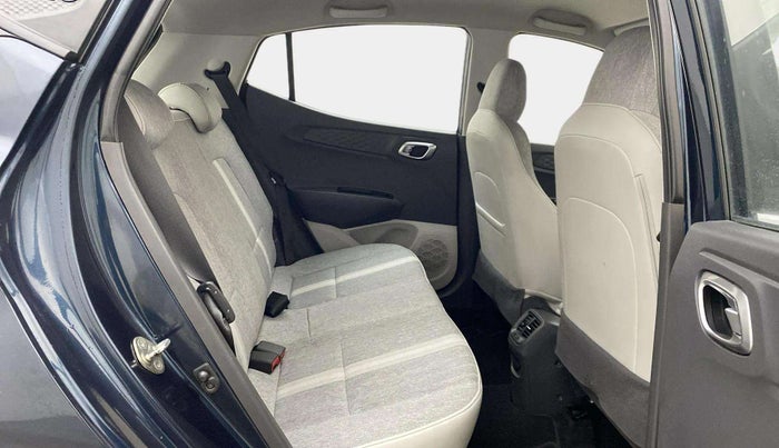 2022 Hyundai GRAND I10 NIOS ASTA AMT 1.2 KAPPA VTVT, Petrol, Automatic, 15,303 km, Right Side Rear Door Cabin