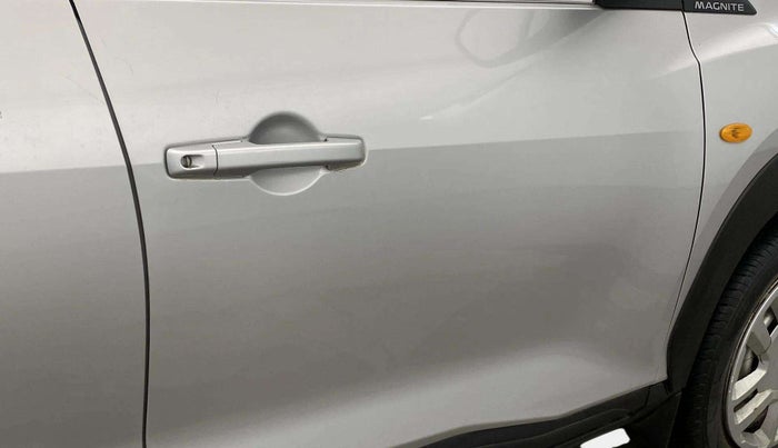 2021 Nissan MAGNITE XE, Petrol, Manual, 21,044 km, Driver-side door - Minor scratches