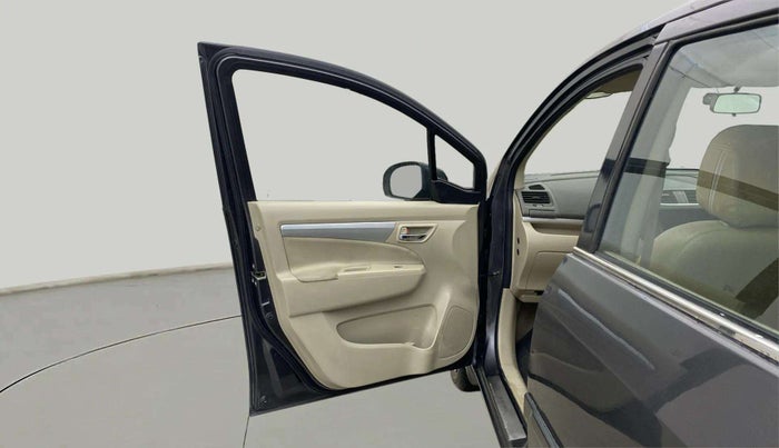2016 Maruti Ertiga VXI, Petrol, Manual, 64,906 km, LHS Front Door