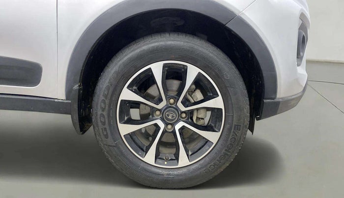 2020 Tata NEXON XZ PLUS PETROL, Petrol, Manual, 43,805 km, Right Front Wheel