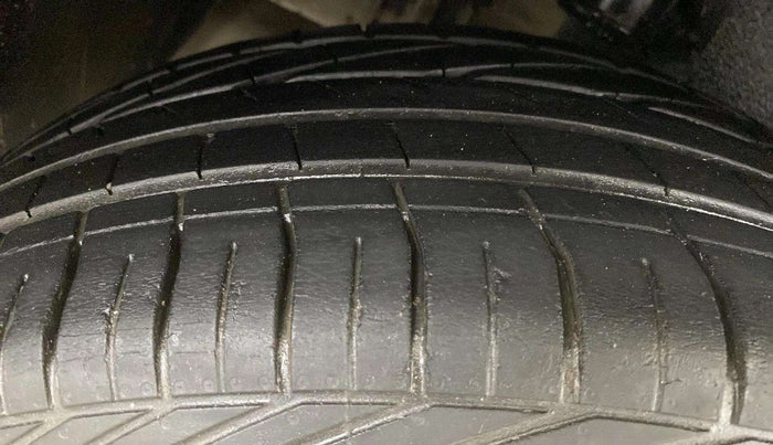 2020 Tata NEXON XZ PLUS PETROL, Petrol, Manual, 43,805 km, Right Rear Tyre Tread