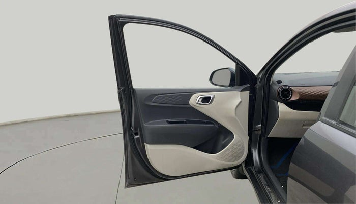 2020 Hyundai AURA SX 1.2, Petrol, Manual, 45,576 km, LHS Front Door
