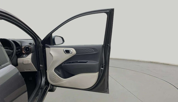 2020 Hyundai AURA SX 1.2, Petrol, Manual, 45,576 km, RHS Front Door