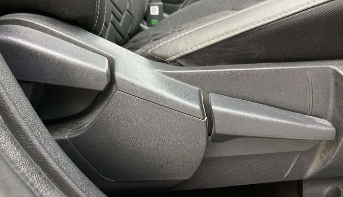 2021 Nissan MAGNITE XV PREMIUM, Petrol, Manual, 30,931 km, Driver Side Adjustment Panel