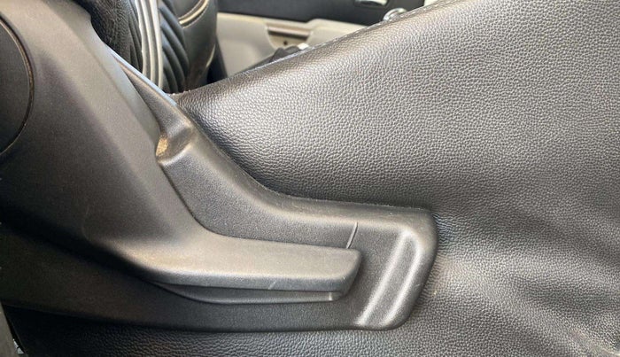 2019 Maruti IGNIS DELTA 1.2, Petrol, Manual, 27,046 km, Driver Side Adjustment Panel