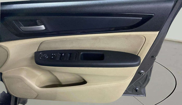 2021 Honda Amaze 1.2L I-VTEC VX CVT, Petrol, Automatic, 29,534 km, Driver Side Door Panels Control