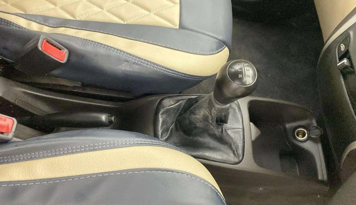 2014 Hyundai Eon ERA +, Petrol, Manual, 59,936 km, Gear Lever