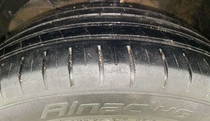 2021 Maruti Baleno ZETA PETROL 1.2, Petrol, Manual, 66,499 km, Left Front Tyre Tread