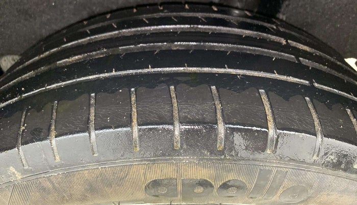 2021 Maruti Baleno ZETA PETROL 1.2, Petrol, Manual, 66,499 km, Left Rear Tyre Tread