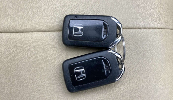 2021 Honda City 1.5L I-VTE V CVT, Petrol, Automatic, 45,275 km, Key Close Up