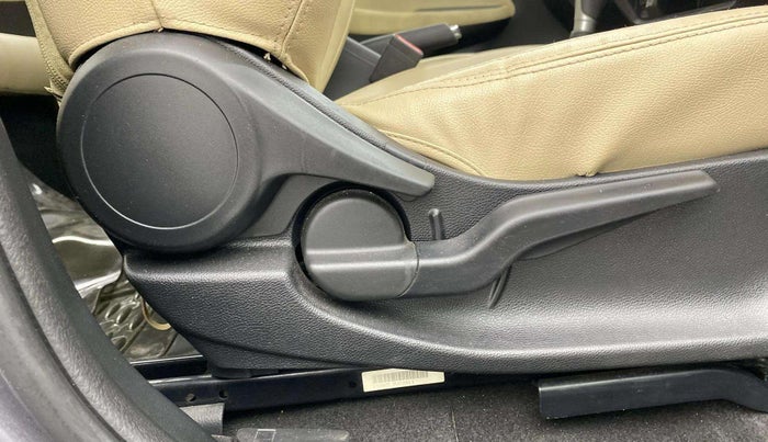 2021 Honda City 1.5L I-VTE V CVT, Petrol, Automatic, 45,275 km, Driver Side Adjustment Panel