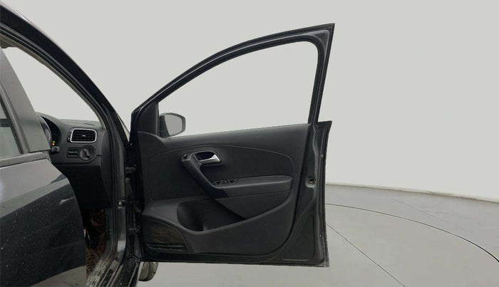 2016 Volkswagen Polo GT TSI AT, Petrol, Automatic, 73,602 km, RHS Front Door