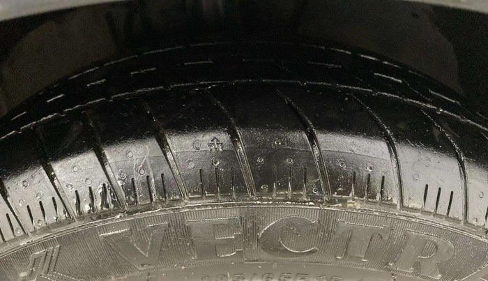 2016 Volkswagen Polo GT TSI AT, Petrol, Automatic, 73,602 km, Right Front Tyre Tread