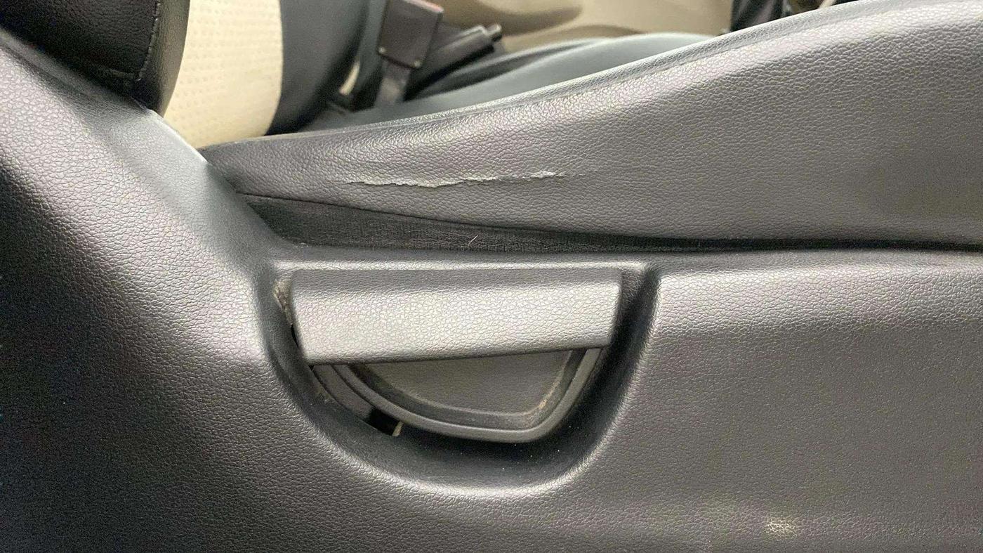 2022 Hyundai NEW SANTRO SPORTZ CNG, CNG, Manual, 69,499 km, Driver Side Adjustment Panel