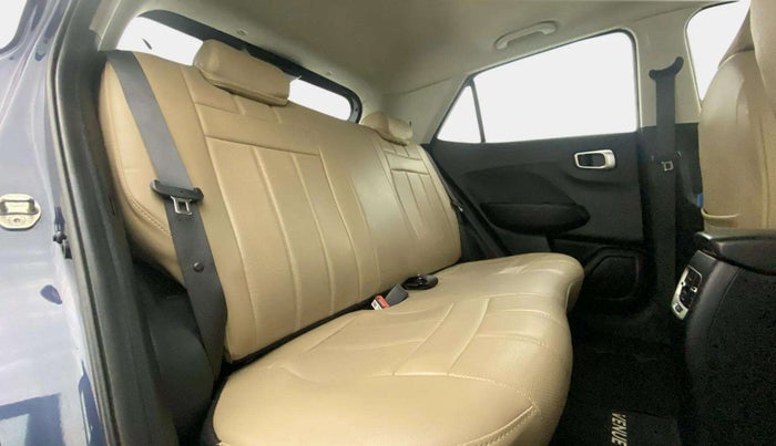 2021 Hyundai VENUE SX 1.0 TURBO IMT, Petrol, Manual, 23,428 km, Right Side Rear Door Cabin