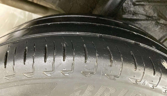 2019 Honda Amaze 1.2L I-VTEC S, Petrol, Manual, 28,718 km, Right Rear Tyre Tread