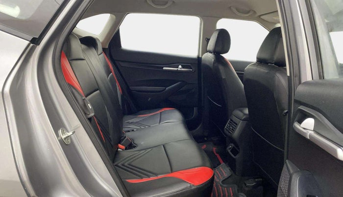 2020 KIA SELTOS HTE 1.5 DIESEL, Diesel, Manual, 23,213 km, Right Side Rear Door Cabin
