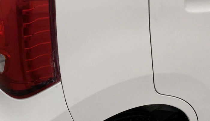 2016 Maruti Wagon R 1.0 VXI, Petrol, Manual, 71,928 km, Right quarter panel - Minor scratches