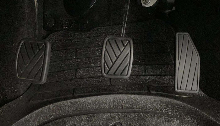 2021 Maruti New Wagon-R VXI 1.0, Petrol, Manual, 23,245 km, Pedals