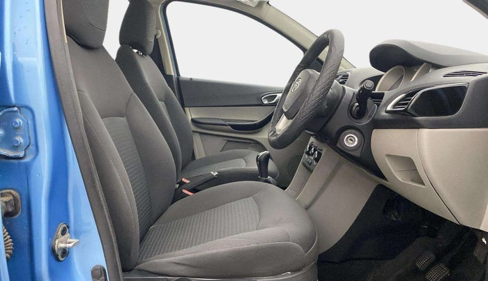 2017 Tata Tiago XZ PETROL, Petrol, Manual, 63,159 km, Right Side Front Door Cabin