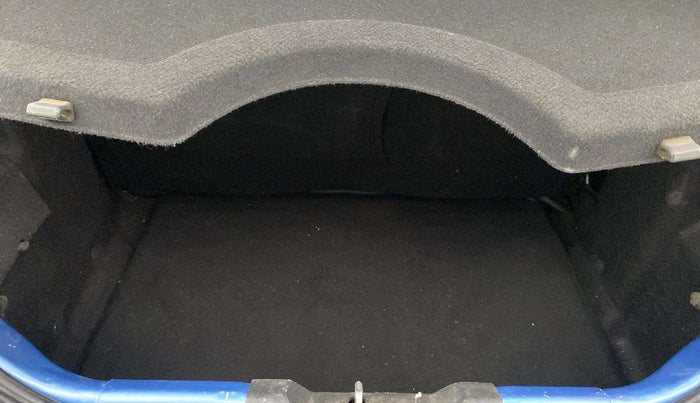 2017 Tata Tiago XZ PETROL, Petrol, Manual, 63,159 km, Dicky (Boot door) - Tool missing