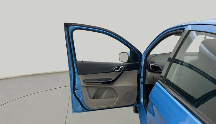 2017 Tata Tiago XZ PETROL, Petrol, Manual, 63,159 km, LHS Front Door