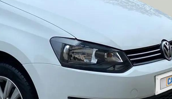 2013 Volkswagen Polo HIGHLINE1.2L, Petrol, Manual, 56,428 km, Right headlight - Minor scratches