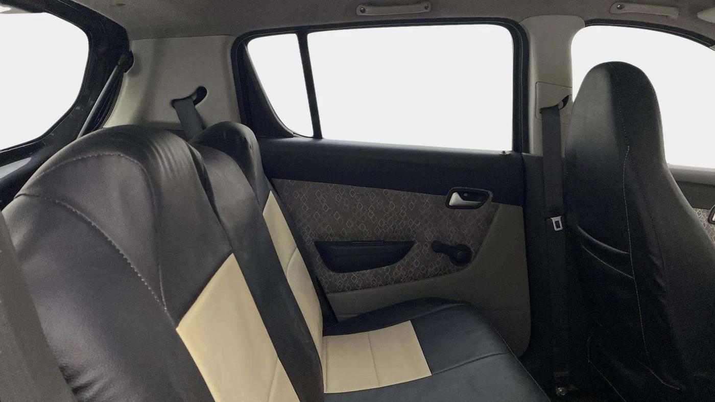 2018 Maruti Alto 800 VXI, Petrol, Manual, 36,493 km, Right Side Rear Door Cabin