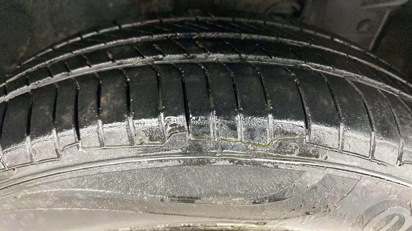 2016 Nissan Micra XL CVT, Petrol, Automatic, 56,845 km, Right Front Tyre Tread