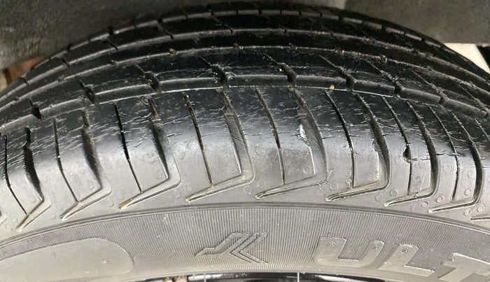 2017 Datsun Redi Go T (O), Petrol, Manual, 31,423 km, Left Rear Tyre Tread