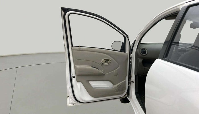 2017 Datsun Redi Go T (O), Petrol, Manual, 31,423 km, LHS Front Door