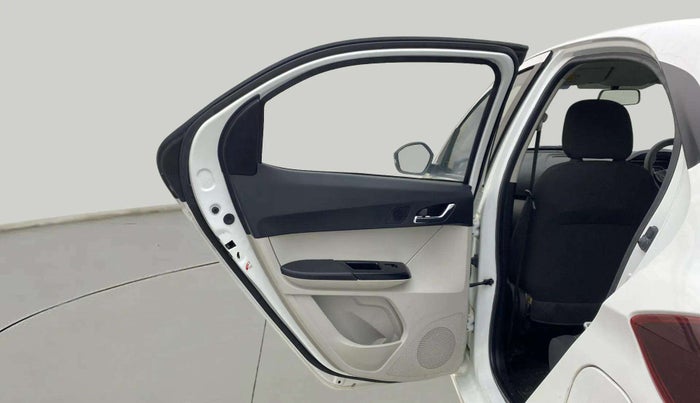 2023 Tata Tiago XZ PLUS CNG, CNG, Manual, 18,944 km, LHS Rear Door
