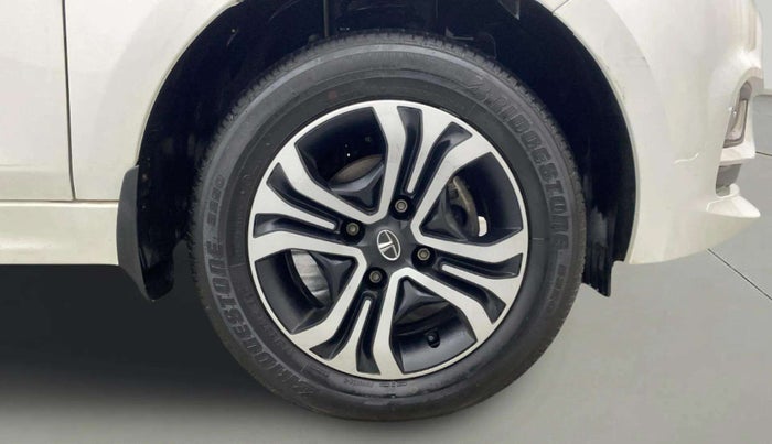 2023 Tata Tiago XZ PLUS CNG, CNG, Manual, 18,944 km, Right Front Wheel