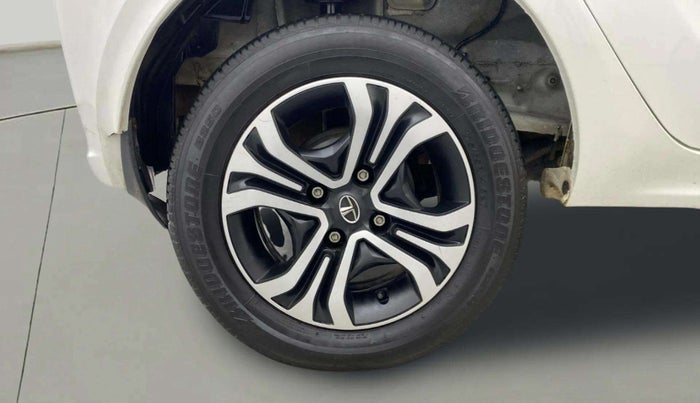 2023 Tata Tiago XZ PLUS CNG, CNG, Manual, 18,944 km, Right Rear Wheel