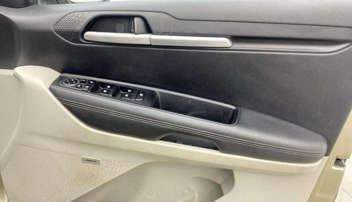 2020 KIA SONET HTX PLUS 1.5, Diesel, Manual, 71,797 km, Driver Side Door Panels Control