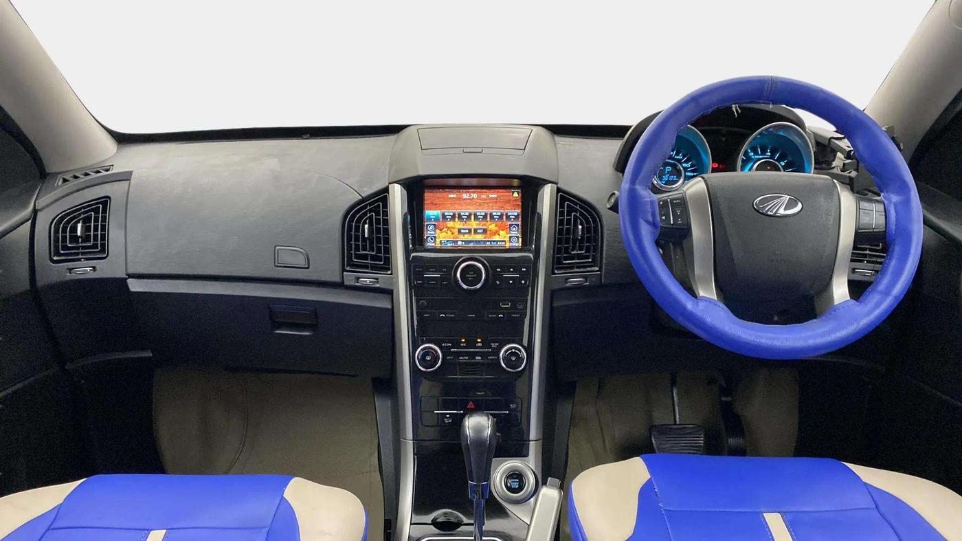 2021 Mahindra XUV500 W7 AT, Diesel, Automatic, 38,568 km, Dashboard