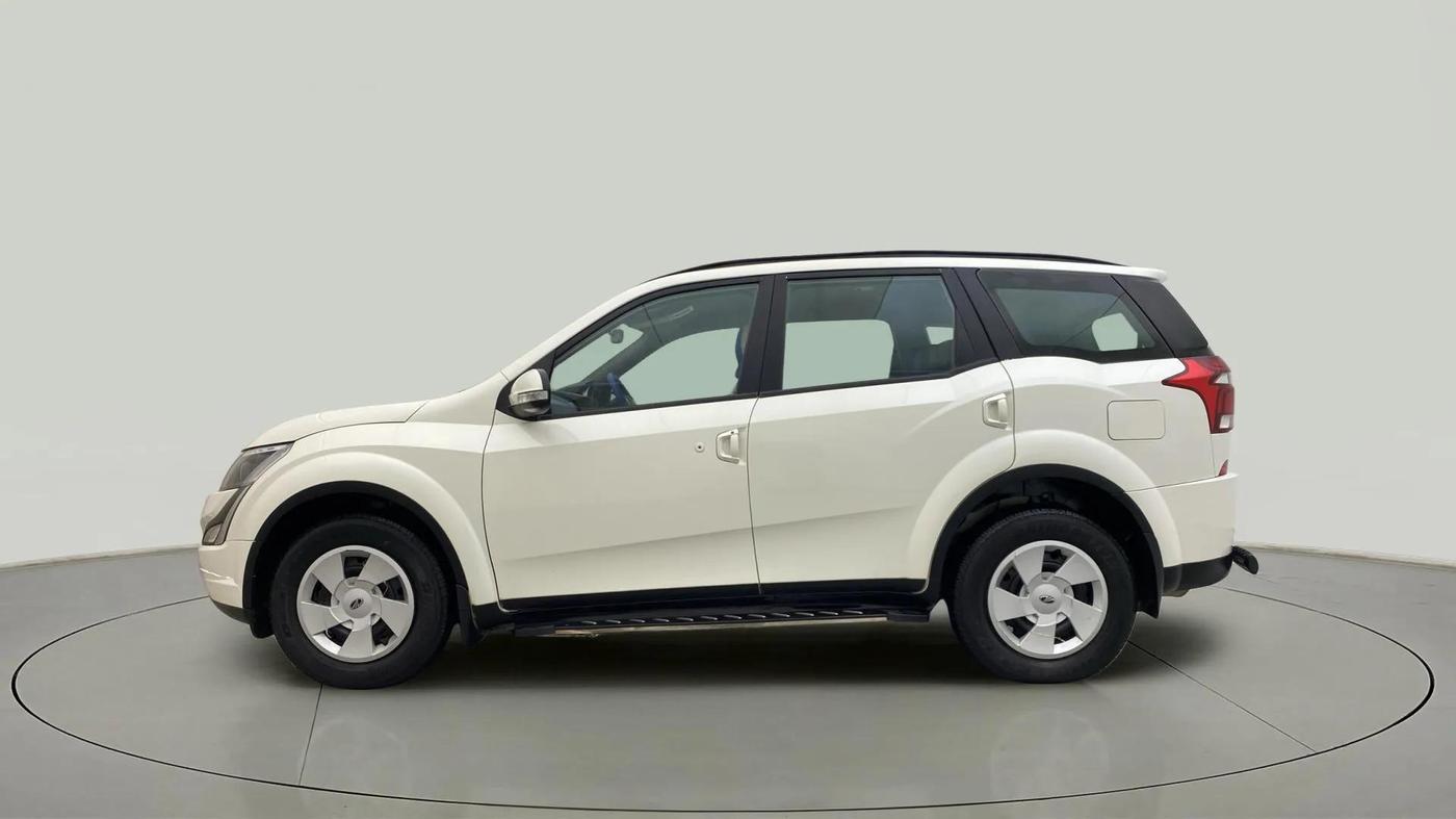 2021 Mahindra XUV500 W7 AT, Diesel, Automatic, 38,568 km, Left Side