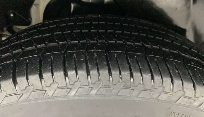 2021 Mahindra XUV500 W7 AT, Diesel, Automatic, 38,073 km, Right Rear Tyre Tread