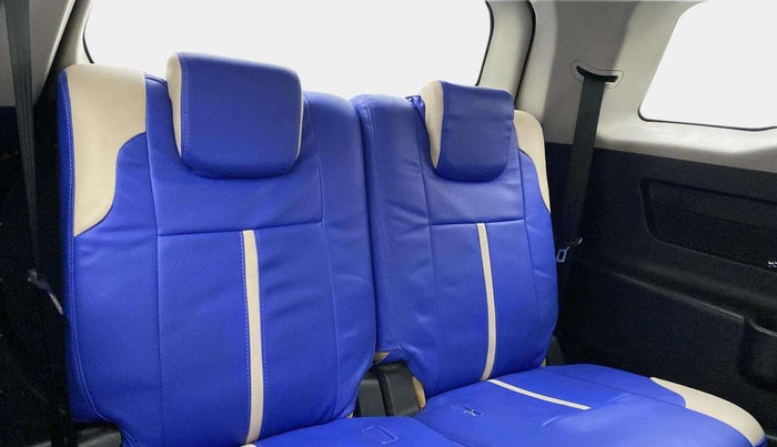 2021 Mahindra XUV500 W7 AT, Diesel, Automatic, 38,073 km, Third Seat Row ( optional )