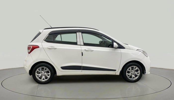 2018 Hyundai Grand i10 SPORTZ 1.2 KAPPA VTVT, CNG, Manual, 78,267 km, Right Side View