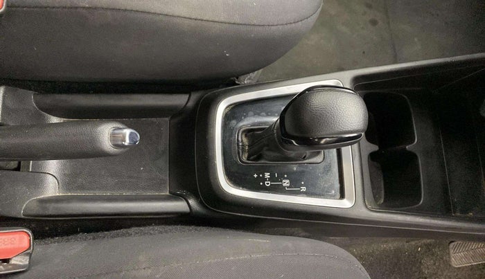 2022 Maruti Swift VXI AMT, Petrol, Automatic, 60,254 km, Gear Lever